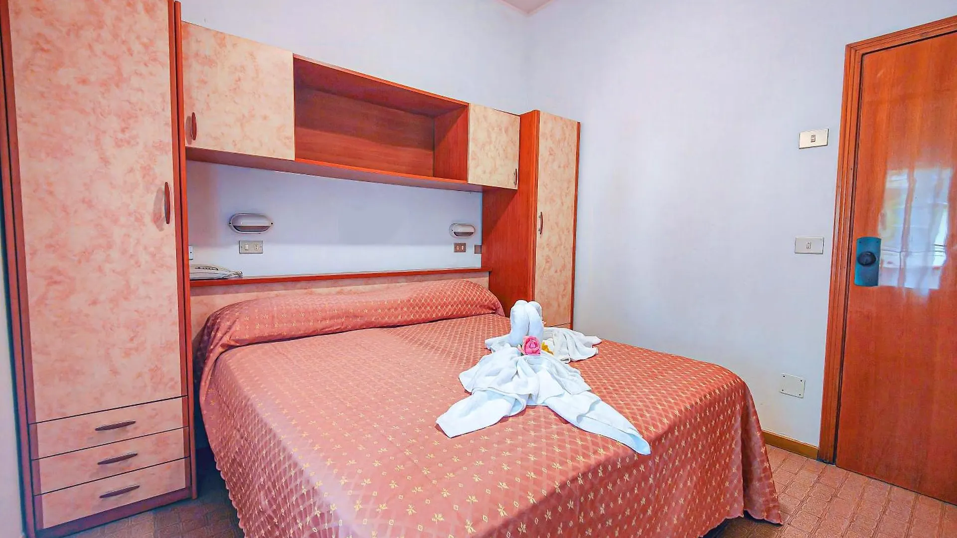 Hotel Rosa Gatteo a Mare 3*,